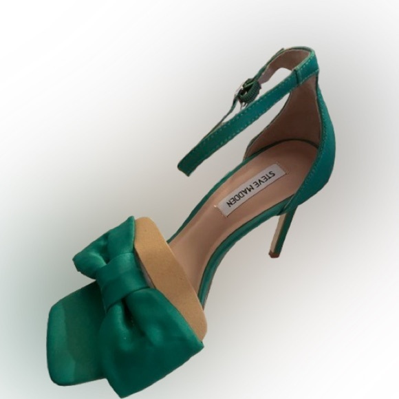 Steve Madden Emerald Satin Heels - Picture 2 of 6